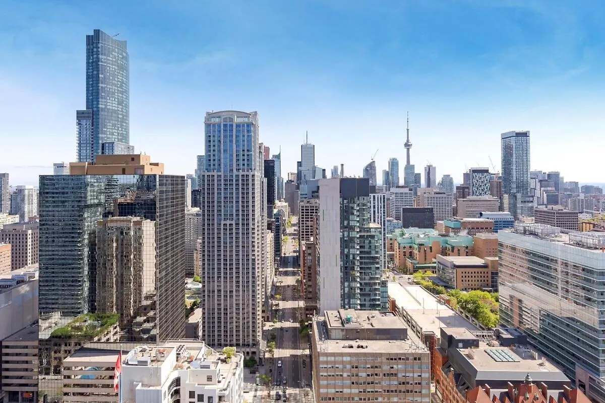 토론토 Huge 2Bd 2Ba With Sofa Bed And Cn Tower View! 아파트