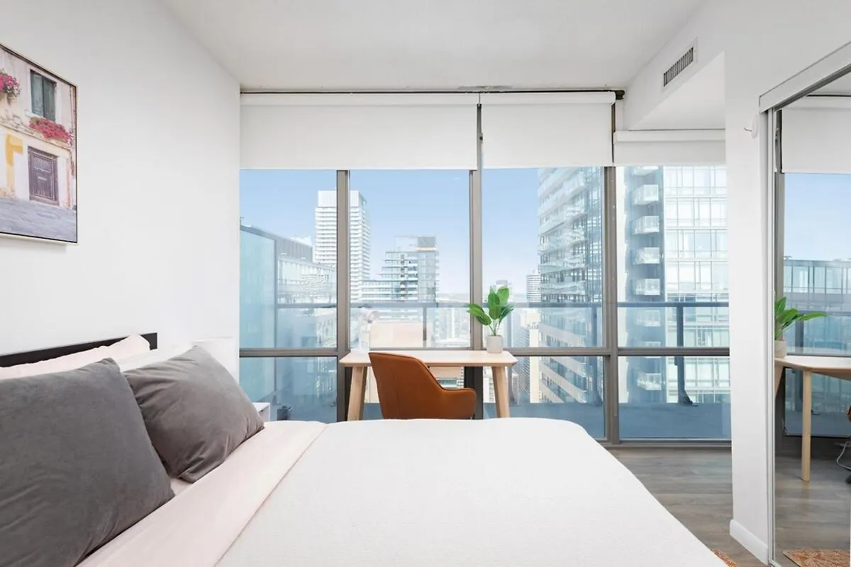 토론토 Huge 2Bd 2Ba With Sofa Bed And Cn Tower View! 아파트 캐나다