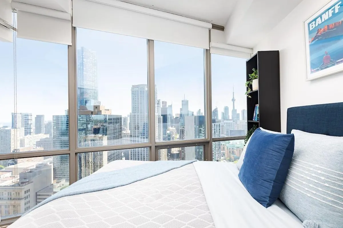 토론토 Huge 2Bd 2Ba With Sofa Bed And Cn Tower View! 아파트